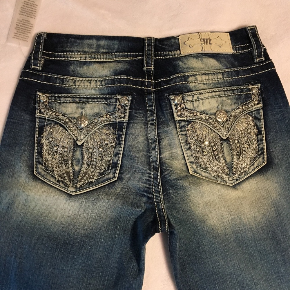 Miss Me Wing Pocket Easy Mid-Rise Straight Jean 27